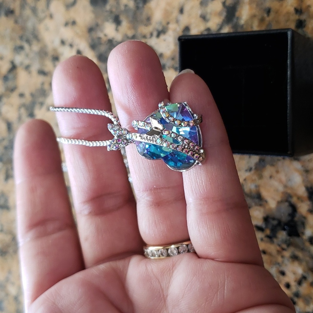 Crystal Heart Pendant Necklace - Picture 6 of 8